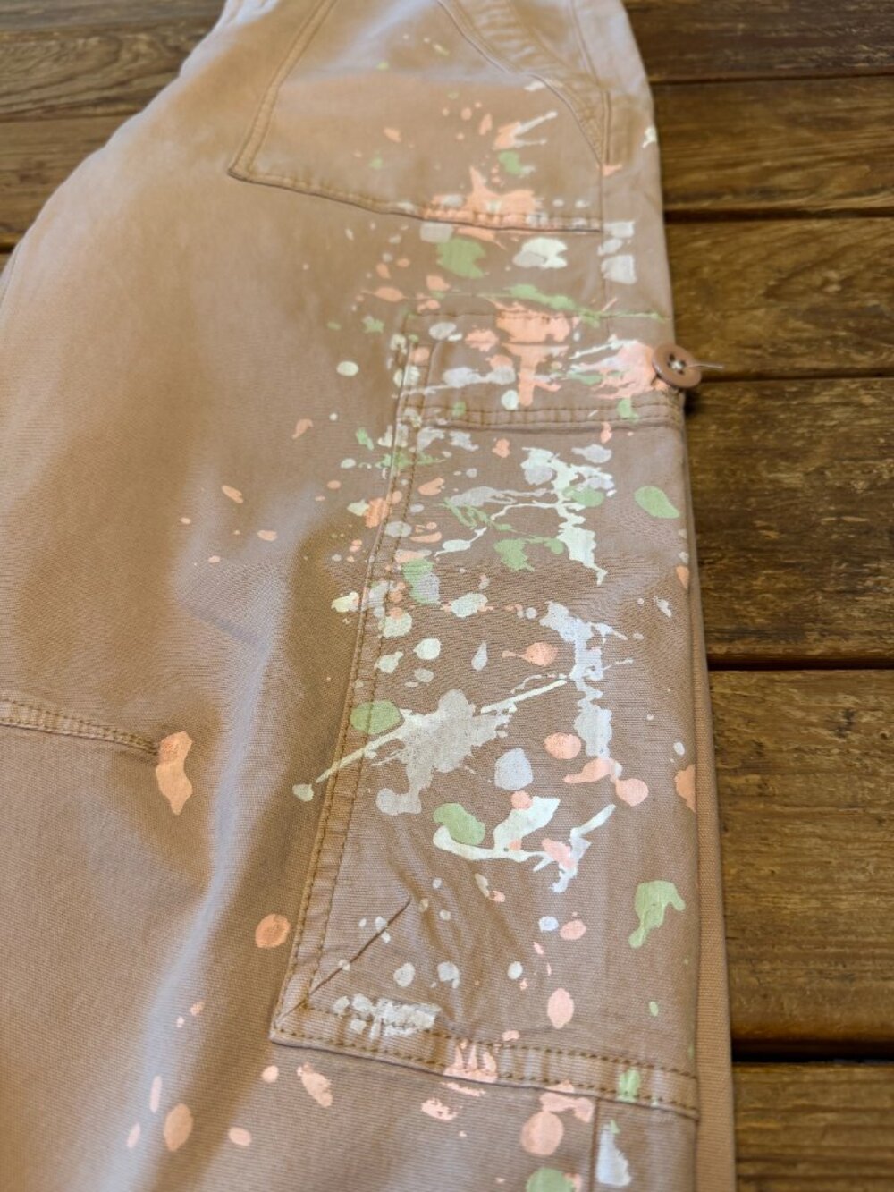 Pilcro The Millie Low Slung Barrel Pant, Paint Splatter - size 30 - Picture 4 of 8
